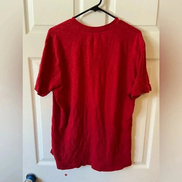 Old Navy - Red Shirt - Men’s Large - Great Condition - Picture 2 of 4